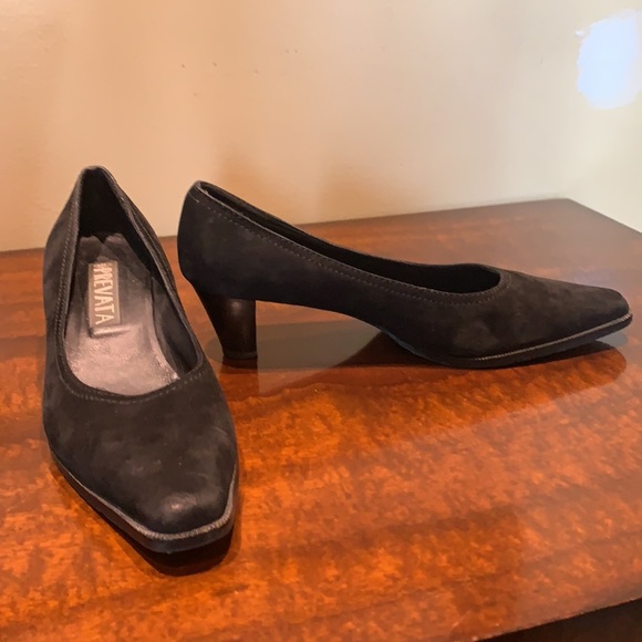 Prevata Black Suede Pumps - Picture 2 of 5